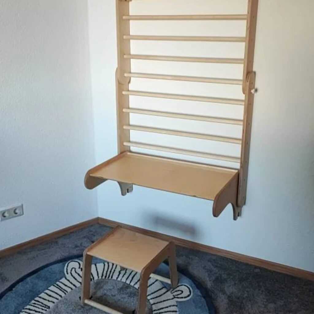 Image #1 from Christin