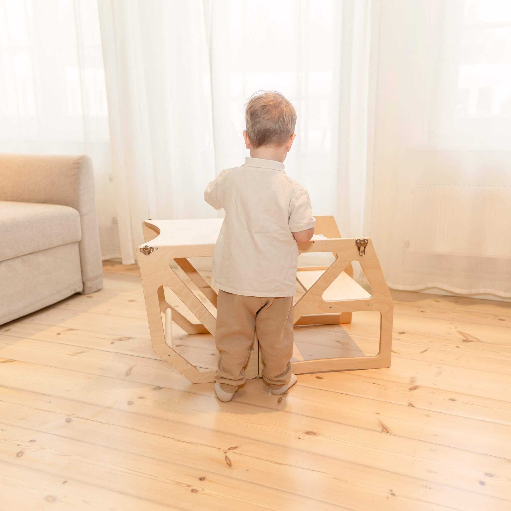 Transformable kitchen tower convertible to table, compact toddler table setup